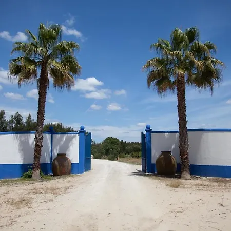 Guest house Monte Da Charca Canha